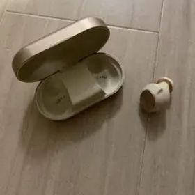 Bang & Olufsen Beoplay EQ