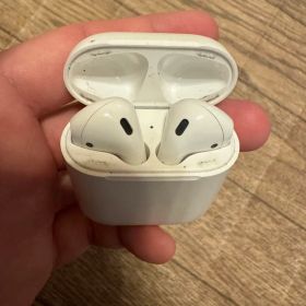 AirPods 第二世代