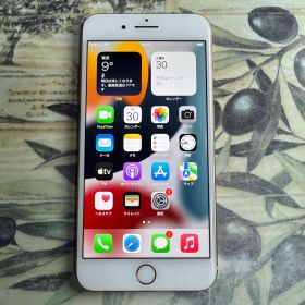 iPhone 8 Plus ゴールド64GB SIMロック解除済み