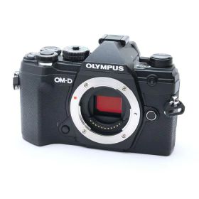 【中古】 《良品》 OLYMPUS OM-D E-M5 Mark III ボディ ブラック 【背面ラバー部品交換/各部点検済】 [ デジタルカメラ ]