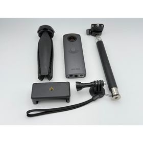 ニコン(Nikon)の【美品】RICOH THETA V オマケ付 リコー シータ 360度カメラ(コンパクトデジタルカメラ)
