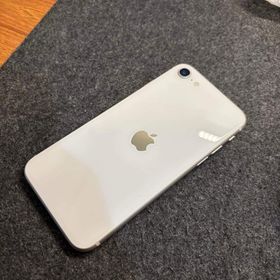 アップル(Apple)のiPhone SE（第3世代） 64GB ホワイト バッテリー100% 138(スマートフォン本体)