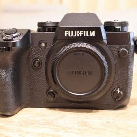 FUJIFILM X-H1 ボディ ミラーレスカメラ