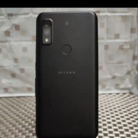 arrows We FCG01 ブラック SIMフリー