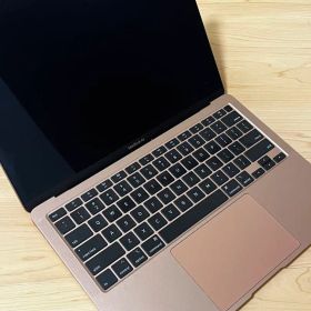 【美品】2020 Apple MacBook Air ゴールド USキーボード