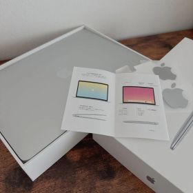 美品純正箱付きMacBookAirM1 (2020)8GBストレージ512GB