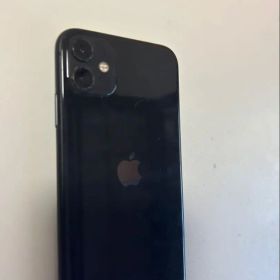 Apple iPhone 11 ブラック 本体