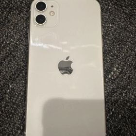 Apple iPhone 11 ホワイト 本体