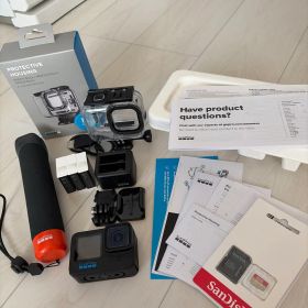 【純正】GoPro Hero11 Blackアクションカメラ 本体とアクセサリー