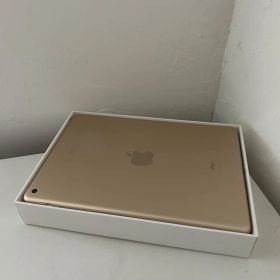 iPad 第5世代 ゴールド 32GB ジャンク品