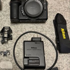 Nikon Z 6 III ミラーレス一眼 本体と付属品