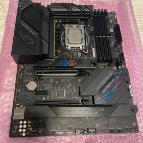 STRIX B760-GAMING WIFI core I7-13700kf付き