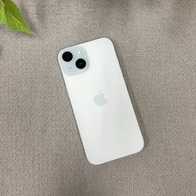 新品同様 iPhone15 128Gb グリーン 国内版SIMフリー 送料無料
