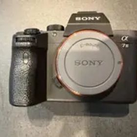 SONY α7III（ILCE-7M3) ボディ シャッター回数27,397回