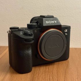 【美品】SONY α7 III ミラーレス一眼カメラ