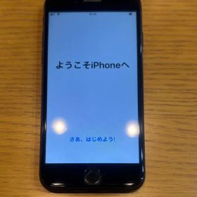 Apple iPhone 7 32GB A1779 キャリアauブラック 本体箱