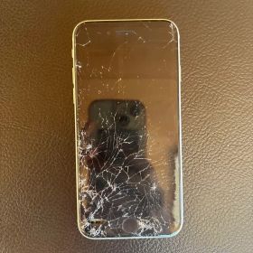 Apple iPhone seホワイト 本体 ジャンク