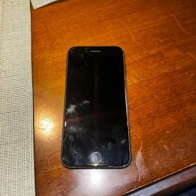 iPhone SE 2nd gen 64gb ケース付き