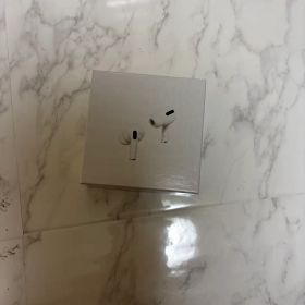 AirPods Pro ホワイト 未使用品
