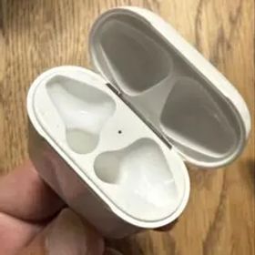 【年内発送／30日まで即日】 AirPods（第2世代） A2031