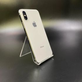 【最速発送】 iPhone XS 512GB シルバー docomo 白ロム【難有】 67%