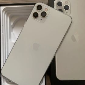 Apple iPhone 11 Pro MAXシルバー 256GB