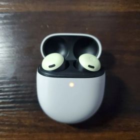 Google Pixel Buds Pro ライムイエロー