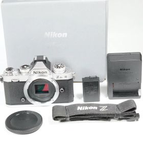 Nikon ニコン Z-fc シルバー 元箱 ショット数10,509回 動作OK 1週間保証 /1364