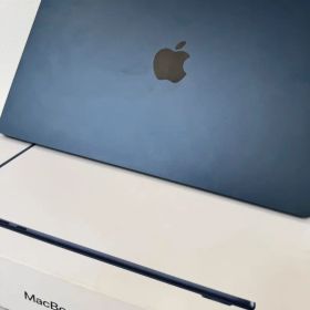 MacBook Air 15 M2 2023 8GB 512GB ミッドナイト