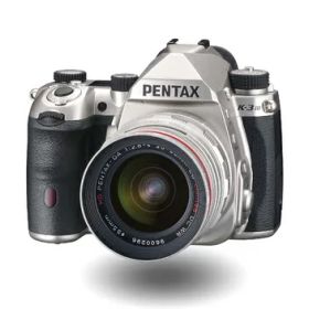 【中古】 ペンタックス PENTAX K-3 Mark III 20-40mmLTDWRレンズキット シルバー APS-Cデジタル一眼レフカメラ 【視野率100%・約1.05倍光学ファインダー】【5軸5.5段ボディ内手ぶれ補正機構】【最高ISO感度160万】【防塵・防滴構造】【最高約12コマ/秒 高速ドライブ