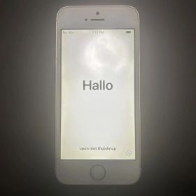 iPhone 5s ゴールド本体