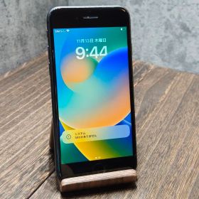 美品 iphone8 64GB SIMフリー スマホ