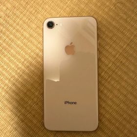 Apple iPhone 8 ゴールド 本体 + ケース 美品