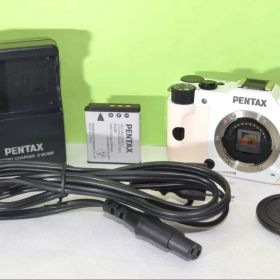 PENTAX Q10 ホワイト ☆送料無料☆