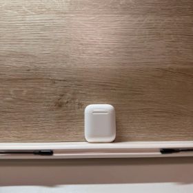 Apple AirPods 第2世代