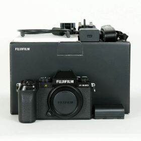[美品｜シャッター数3,758回] FUJIFILM X-S20 [ボディ] / 富士フイルムXマウント