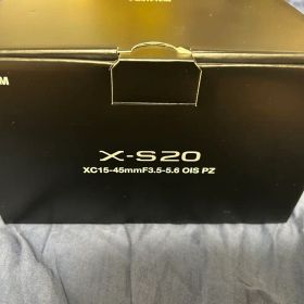 富士フイルム(FUJIFILM)ミラーレスデジタルカメラ X-S20レンズキット