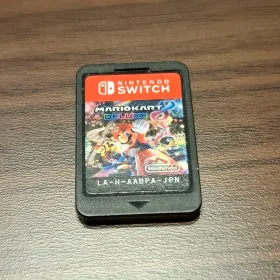 マリカー8(マリオカート8 デラックス) Switch 新品¥4,000 中古¥3,780