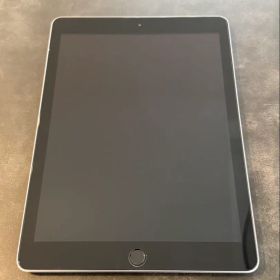 iPad 第6世代 A1893 Wi-Fi スペースグレイ 128GB