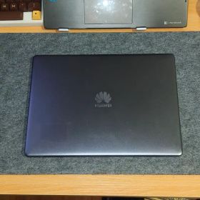 Huawei Matebook 2019 13インチ 8/256GB