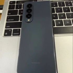 Samsung Galaxy Z Fold 4 グレー 本体