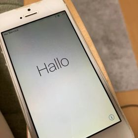 アップル iPhone5s 16GB シルバー