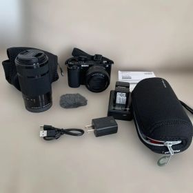 SONY VLOGCAM ZV-E10 ダブルズームレンズキット ブラック