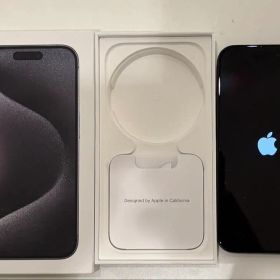 Apple iPhone 15 Pro ブラックチタニウム 本体 SIMフリー