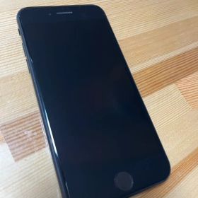 Apple iPhone SEブラック