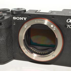 251208★ほぼ新品★SONY(ソニー) フルサイズ ミラーレス一眼カメラ α7CII ボディ(レンズなし) ブラック ILCE-7CM2 B
