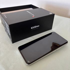 Xiaomi 15 Ultra 本体