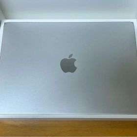 MacBook Air M2 13.6インチ 2022 16GB 256GB