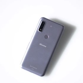 arrows We F-51B docomo パープル スマホ本体