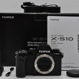 ＜極上品!＞ FUJIFILM フジフイルム X-S10 ボディ ※ショット数、１７７回!!※ ♪あるとうれしい元箱＆説明書付き♪